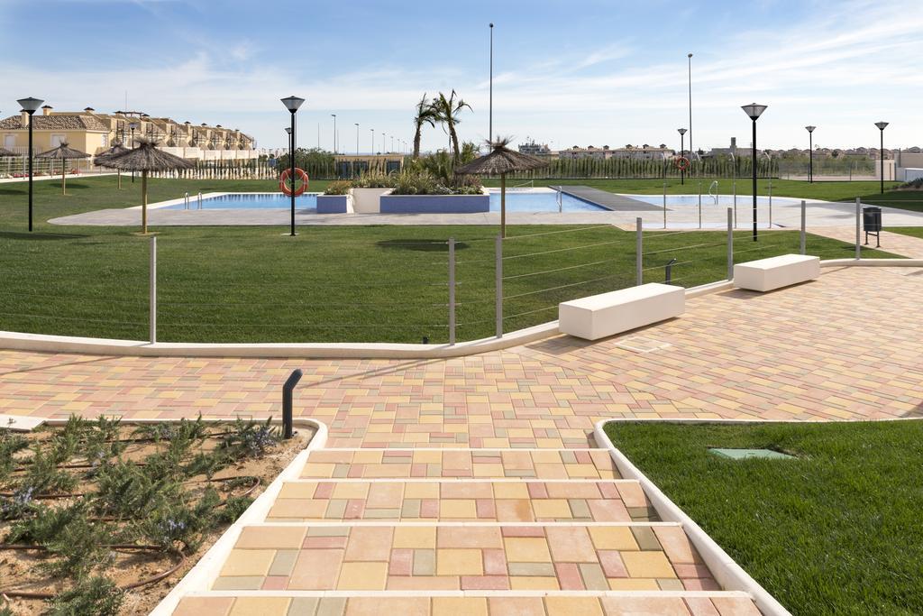 Terrazas De Campoamor By Mar Holidays Оріуела Екстер'єр фото